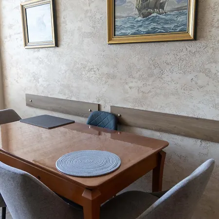 Ava Alexander - 1st Line Sea Garden Apartment Burgas City